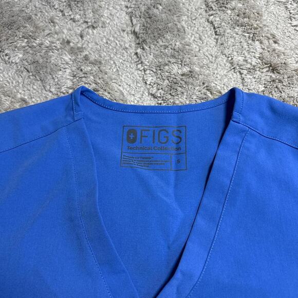 FIGS Scrub Set - Picture 6 of 6